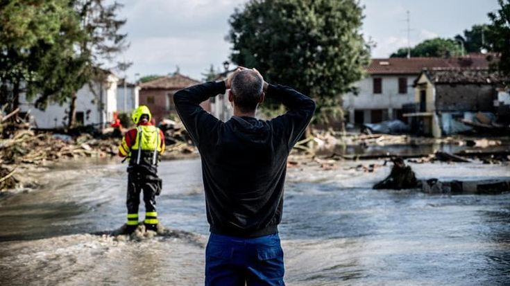 L’effetto alluvione non toglie voti a de Pascale: la protesta non entra nelle urne
