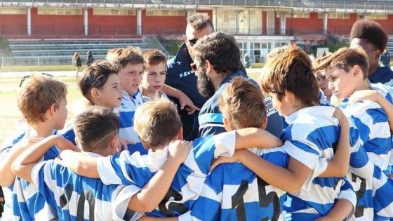 Festa del rugby, flash mob della Partenope in piazza Nazionale 