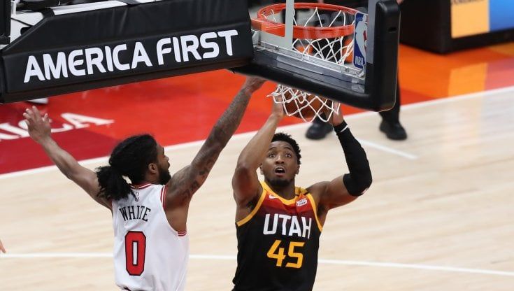 Basket Nba, Utah non si ferma, show di triple. Philadelphia ritrova Embiid e batte Minnesota