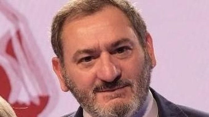 Consulente omofobo, insorgono associazioni e opposizione: “La Regione gli revochi l’incarico”
