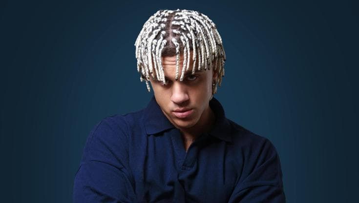 Samurai Jay debutta a Sanremo con la sua “Ossessione”: “È la benzina che ci fa andare avanti”