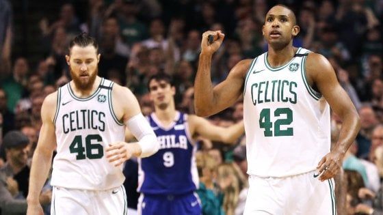 Basket, playoff Nba: Philadelphia si arrende, Boston in finale a Est