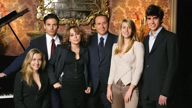 Eredità Berlusconi, i cinque figli vicini all’accordo di spartizione dell’impero
