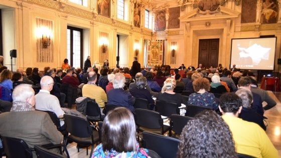 Da Milano appello al Parlamento: "Discutere la legge sull'immigrazione proposta da 'Ero straniero' con 90mila firme"
