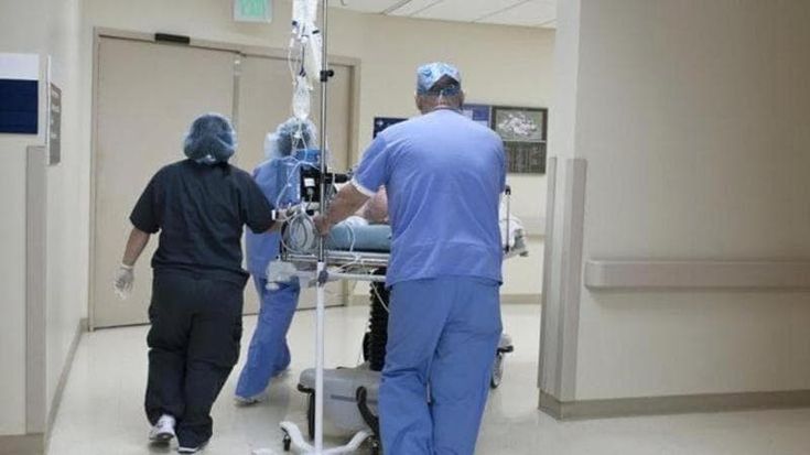 Bambina nata morta al Grassi, l’Asl apre indagine interna dopo la denuncia dei genitori