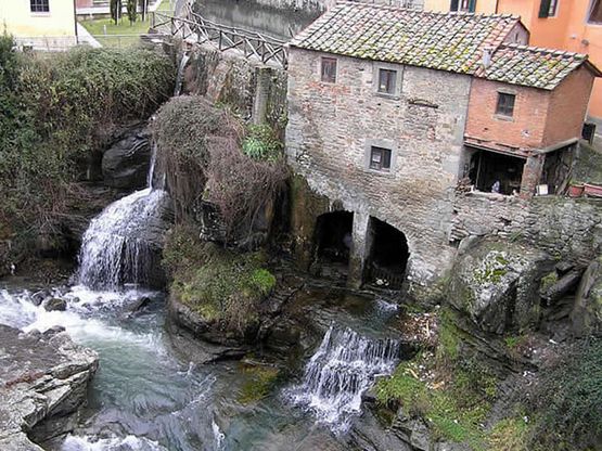 Loro Ciuffenna e le Balze