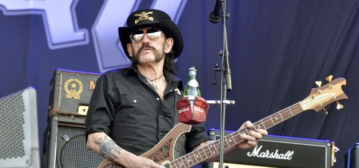 È morto Lemmy Kilmister dei Motorhead. "La band è finita", annuncia il batterista