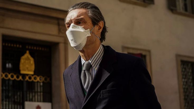 In Lombardia metà dei nuovi casi. Fontana: "Stop movida o chiudo tutto"