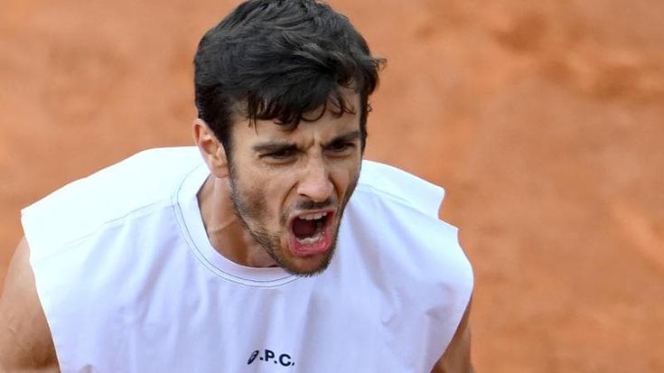 Internazionali in diretta: Paolini in semifinale. Musetti batte Medvedev, ora i quarti contro Zverev