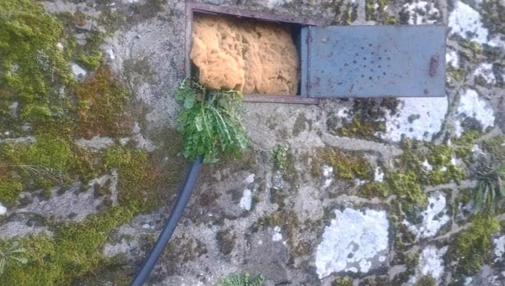 Il gelo blocca le tubature provvisorie scoperte, 15 famiglie senz’acqua sulla collina di Fiesole
