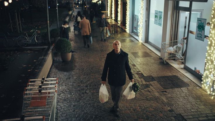 “La spesa che non fate..” Esselunga, lo spot di Natale racconta l’impegno con Banco Alimentare