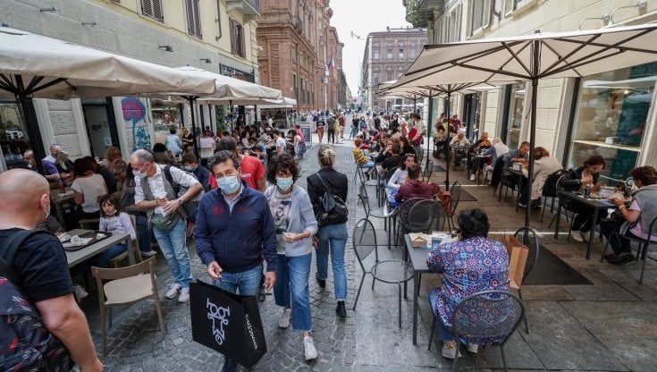 Report del ministero: Covid sotto controllo in Piemonte, si resta in zona bianca