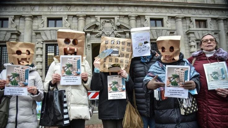 Soldi, favori e consulenze: i “compagni di merende” all’ombra del Salva Milano