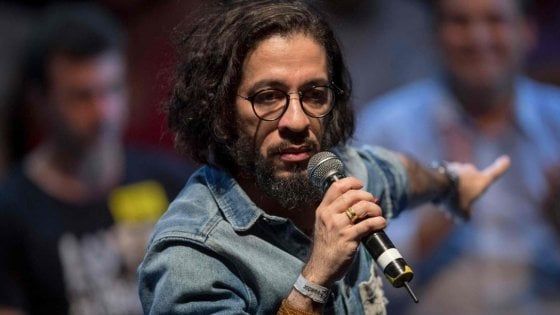 Brasile, minacce di morte all'unico deputato gay: Wyllys lascia il Paese 