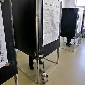 Election day, 23 milioni al voto. Alle 19 affluenza al 39,24%. Seggi aperti fino alle 23