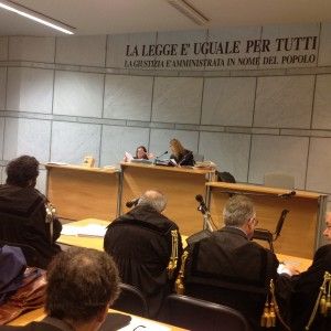 Estorsioni, rinviati a giudizio sei mafiosi del clan Porta Nuova