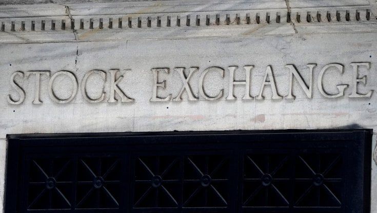 Le Borse di oggi, 19 aprile 2021. Mercati deboli dopo i record di Wall Street. Ordini oltre i 2 miliardi per il nuovo Btp Futura