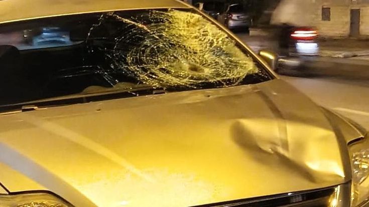 Incidente davanti alla residenza universitaria: studente investito da un’auto finisce in ospedale