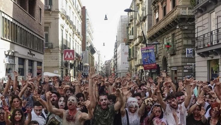 Quei giovani travestiti da zombie che il mondo adulto non vede
