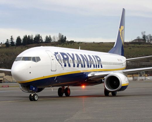 Temporale, dirottati a Parma<br />tre voli Ryanair per Bergamo