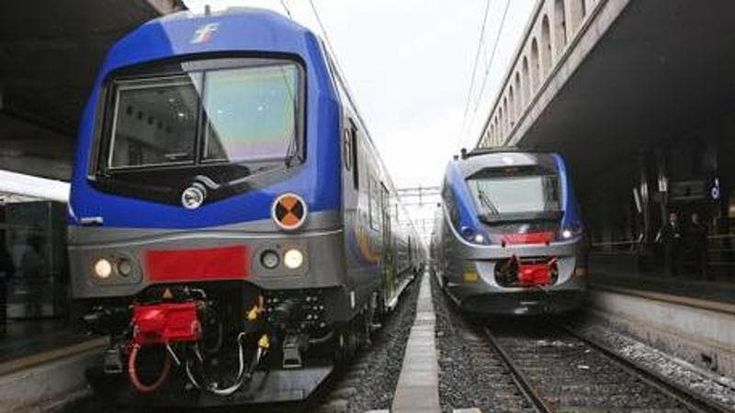 Treni e bus extraurbani, nuovi aumenti in vista: in 5 anni rincari del 20%