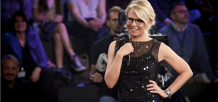 Mediaset, la nuova stagione fra la "regina" Maria e il ritorno di Gianni Morandi