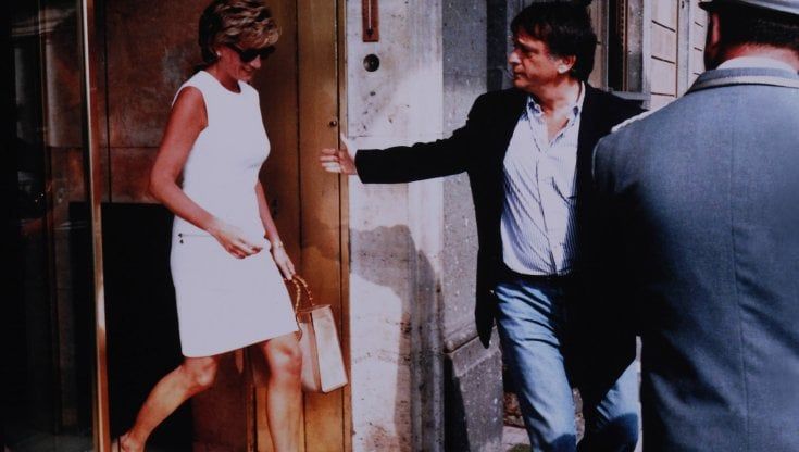Da Lady D a Emma Marrone: torna la borsa Diana di Gucci