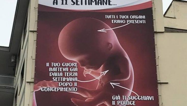 No al convegno sull'aborto in Regione, Cirio sfratta l'appuntamento dei pro vita