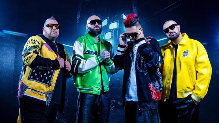 Boomdabash: “Poca estate nei tormentoni di oggi, noi demoliamo il mito del macho”