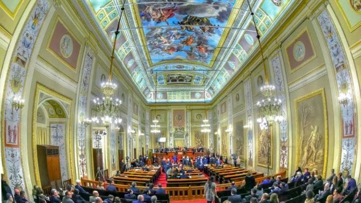 Finanziaria, Sammartino “osservatore” e in Aula sale la tensione