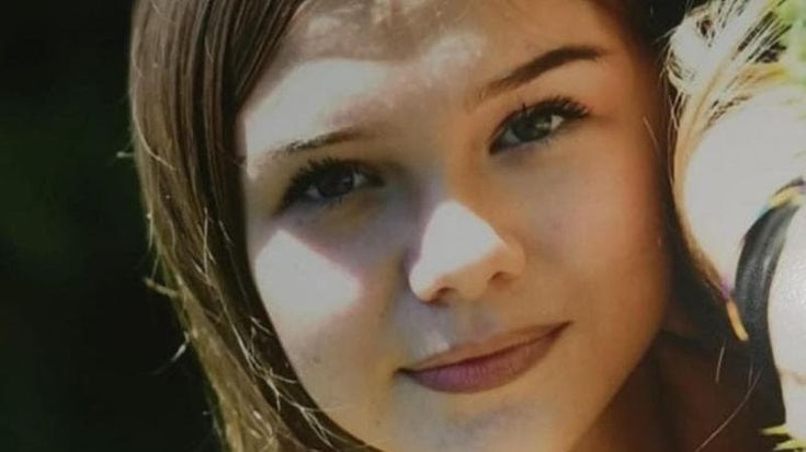 Tre testimoni incastrano l’ex fidanzato di Aurora: “Abbiamo visto quando la colpiva”