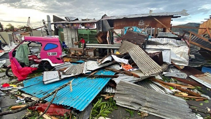 Filippine, almeno 31 vittime dopo il passaggio del tifone Rai 