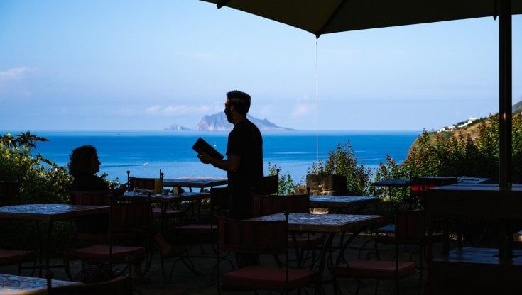 Sapore di mare, sapore di Eolie: rotta verso Salina 