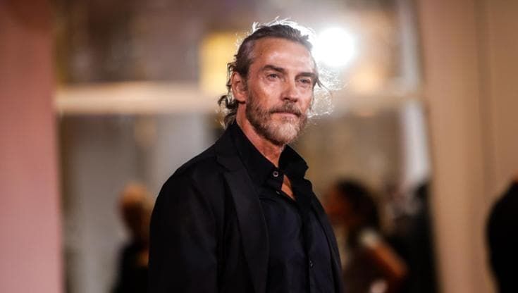 Boni legge Pascoli a Castelvecchio: “La sua poetica umile oggi è ancora una lezione”