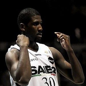 La Virtus paga Smith e chiude i conti col passato