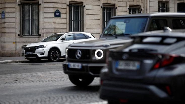 Chi inquina, paga. Parigi al voto per tassare Suv e 4x4