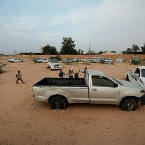 Niger, commando in moto massacra otto persone: sei cooperanti francesi con autista e guida