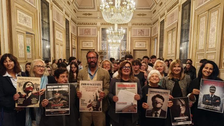 Da Napoli a Kabul, i diritti delle donne calpestati: “Imbavagliati sarà una piattaforma attiva”