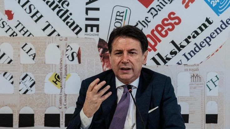 Opposizione in piazza: “Basta scandali sulla salute”