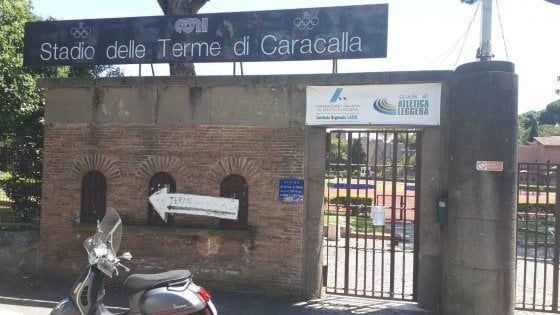 Roma, riaprono gli impianti sportivi, ma allenarsi è una corsa a ostacoli