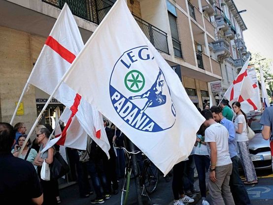 Strage di Nizza, la Lega in viale Jenner: "Milano cristiana, mai musulmana"