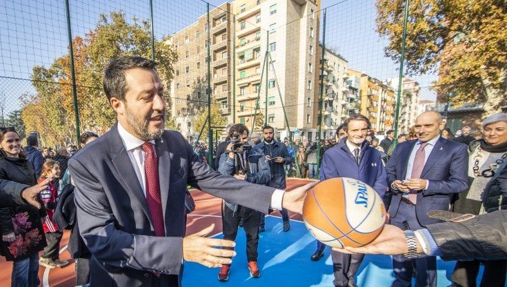 Salvini annuncia 8 morti a Ischia. Piantedosi costretto a smentire 