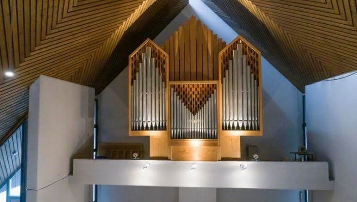 "Non distruggetelo, lo portiamo nella nostra chiesa", così Madonna di Campiglio ha salvato un organo a canne tedesco