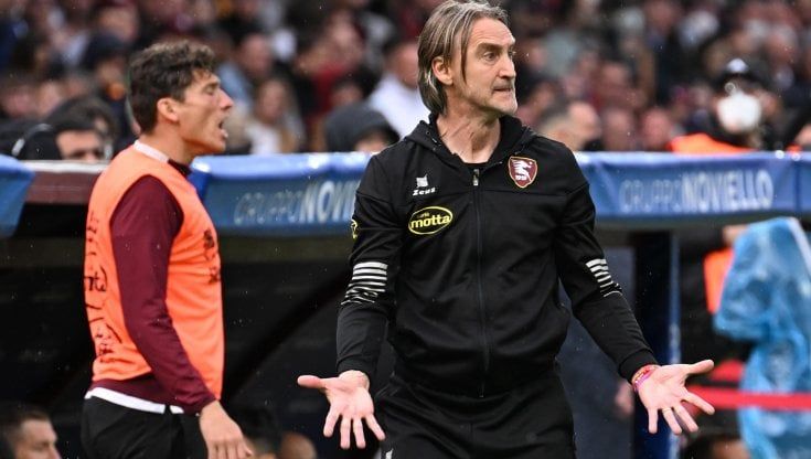 "Salernitana salva se..." e "Cagliari salvo se...": le combinazioni per la corsa salvezza