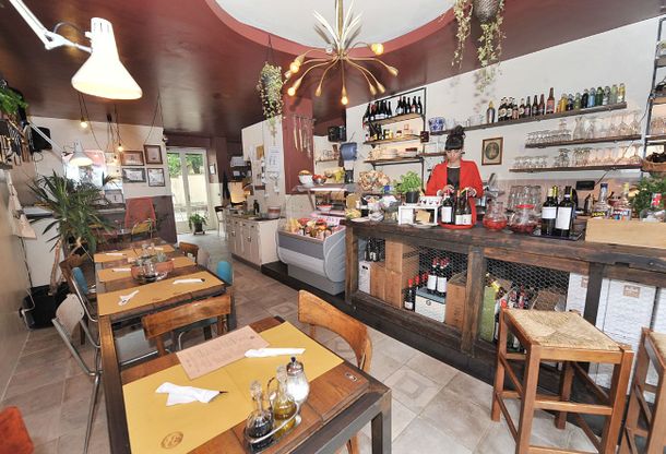 Tigelle, spalla, culatello le delizie dell'Emilia  sono arrivate a Torino
