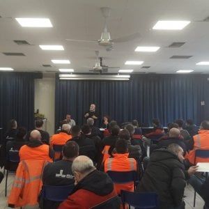 Bologna, la Sirti licenzia 833 dipendenti: partono gli scioperi