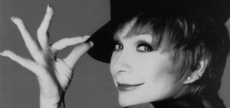 Gli 80 anni di Shirley MacLaine, tra tv e new age. La diva di "Voglia di tenerezza" vende il suo ranch