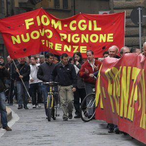 Metalmeccanici in piazza: "Dopo otto anni uniti"