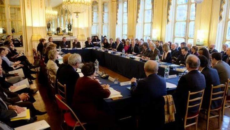 Francia, la commissione per la lingua: "Basta parole inglesi nei videogiochi" 
