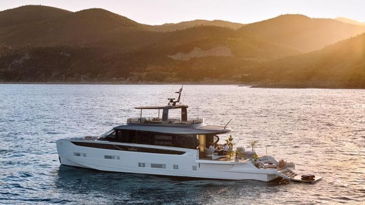 Yachting Festival di Cannes, le cinque barche da sogno